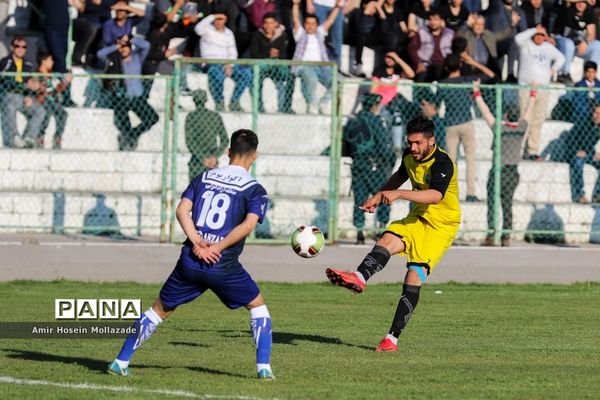 دیدار تیم‌های نود ارومیه و ملوان انزلی