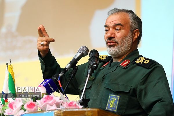 مراسم گرامیداشت مقام معلم و هفته بسیج فرهنگیان