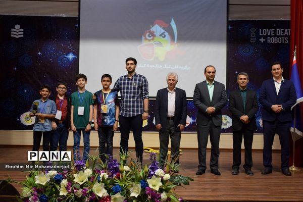 اختتامیه چهاردهمین دوره مسابقات بین المللی رباتیک و هوش مصنوعی