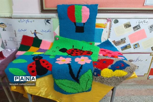 نمایشگاه هفته مشاغل در مدرسه فاطمیه ملارد