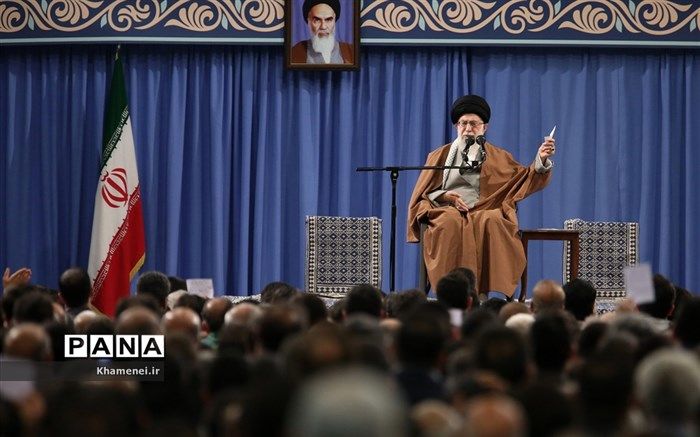 دیدار معلمان و فرهنگیان با رهبر انقلاب