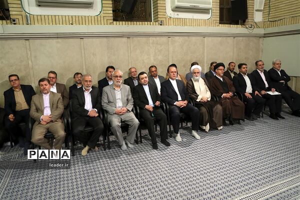 دیدار هزاران نفر از معلمان و فرهنگیان سراسر کشور به‌مناسبت روز معلم با مقام معظم رهبری