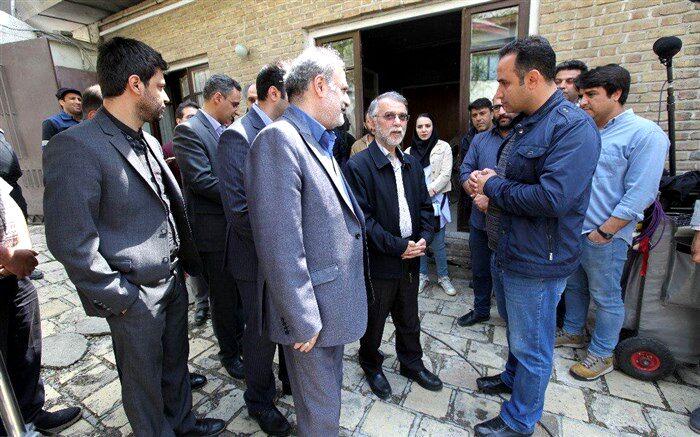 بازدید معاون سیما از پشت صحنه سریال رمضانی «دل‌دار»