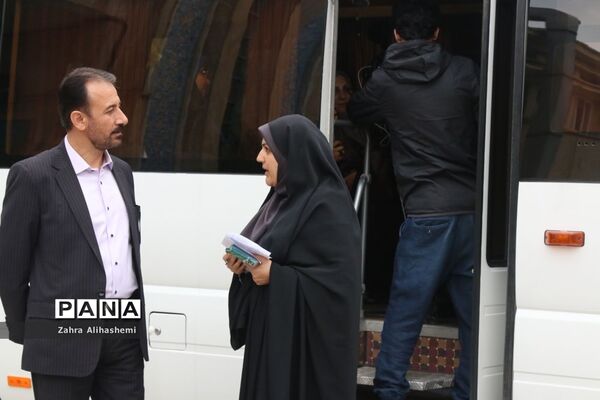 بدرقه اولین گروه مشاورین بالینی آموزش و پرورش شهر تهران به لرستان