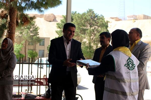اردوی یک روزه دانش‌آموزی