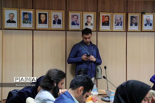 نشست خبری مدیر عامل سازمان تاکسیرانی تهران