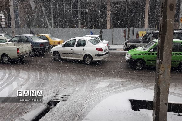 بارش برف بهاری