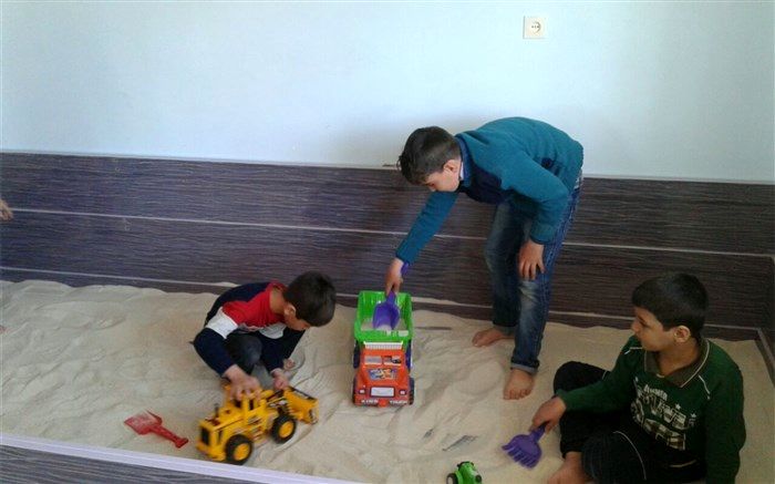 رییس آموزش و پرورش استثنایی کردستان : اولین استخر شن در مدارس با نیازهای ویژه در قروه افتتاح شد