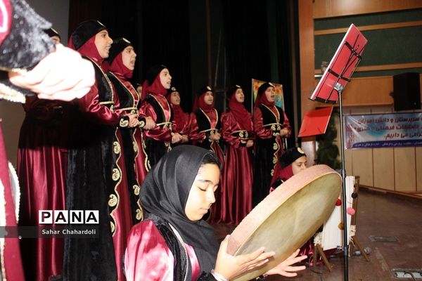 برگزاری سی و هفتمین دوره مسابقات فرهنگی و هنری استان همدان