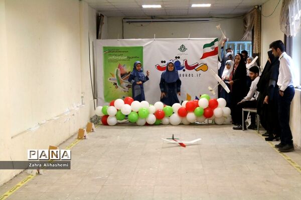 ششمین دوره مسابقات ساخت و پرواز هواپیمای گلایدر به مناسبت یادواره شهدای پرواز
