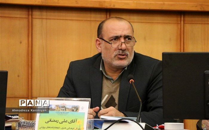 مشارکت بیش از 50 هزار دانش‌آموز در اردوی «یک روز هم‌نشینی با کتاب»