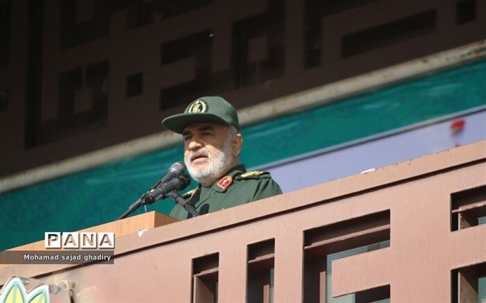 مراسم معارفه فرمانده جدید سپاه برگزار شد
