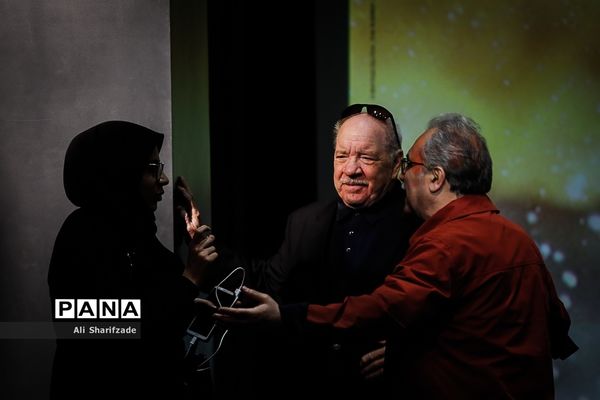 نشست خبری  پل ژوزف شریدر کارگردان و فیلمنامه‌نویس امریکایی