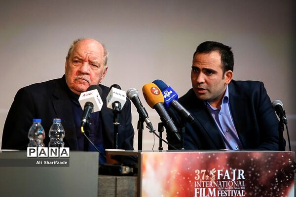 نشست خبری  پل ژوزف شریدر کارگردان و فیلمنامه‌نویس امریکایی