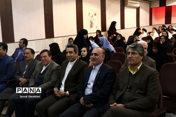 آغاز جشنواره فرهنگی و هنری دانش‌آموزان دختر خراسان رضوی در مشهد