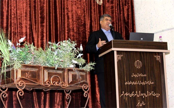 فرماندار اسلامشهر: تنوع و پیچیدگی آسیب های اجتماعی از چالش های مهم دنیای امروز است