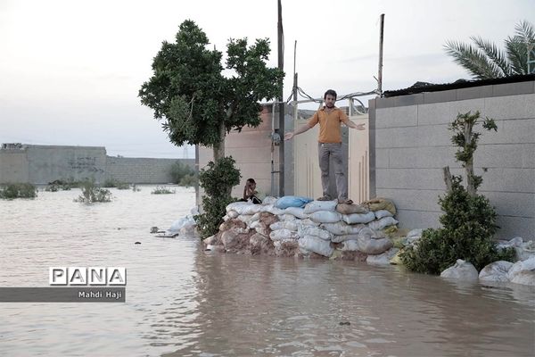 خوزستان محاصره در سیل