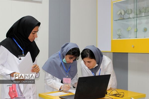 مسابقات جشنواره نوجوان خوارزمی مرحله استانی در بوشهر