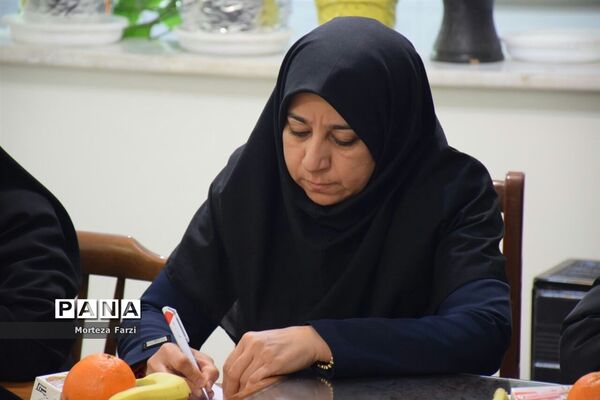 نشست خبری رئیس کانون انجمن‌های صنفی کارگری آذربایجان شرقی