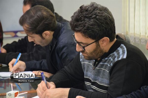 نشست خبری رئیس کانون انجمن‌های صنفی کارگری آذربایجان شرقی