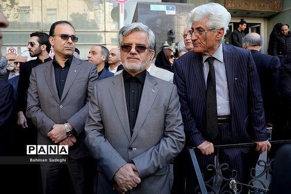 تشییع پیکر بهمن کشاورز