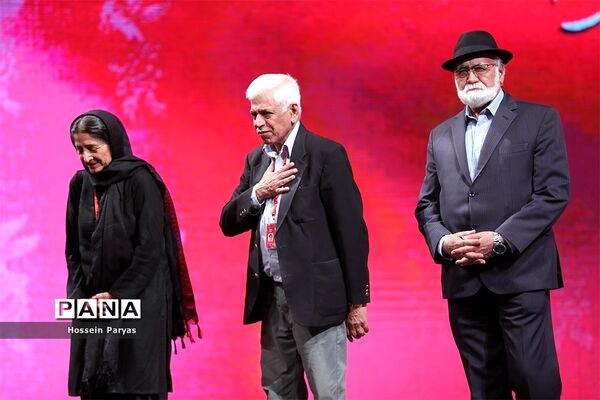 اختتامیه سی و هفتمین جشنواره جهانی فیلم فجر