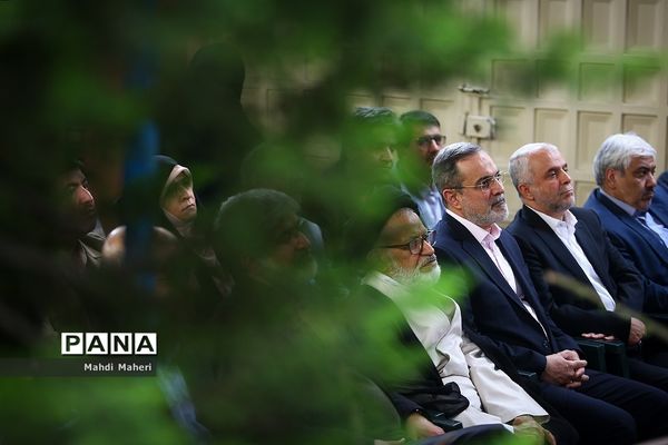 آیین بزرگداشت  هفته معلم