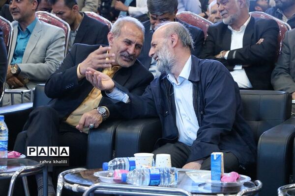 چرخ عظیم رونق ایران در دستان کارگران زحمتکش