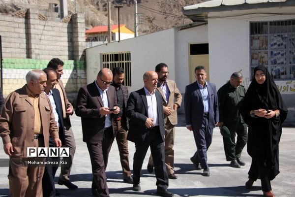 آیین پاسداشت مقام معلم در بلده