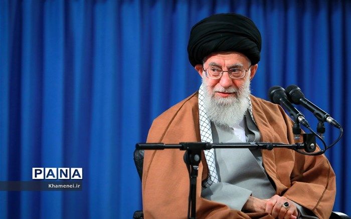 فتوای رهبری درباره معاشرت و معامله با شخص بهایی