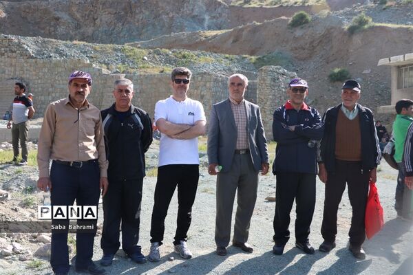 حضور شهروندان شهرقدس در مراسم کوهپیمایی خانوادگی