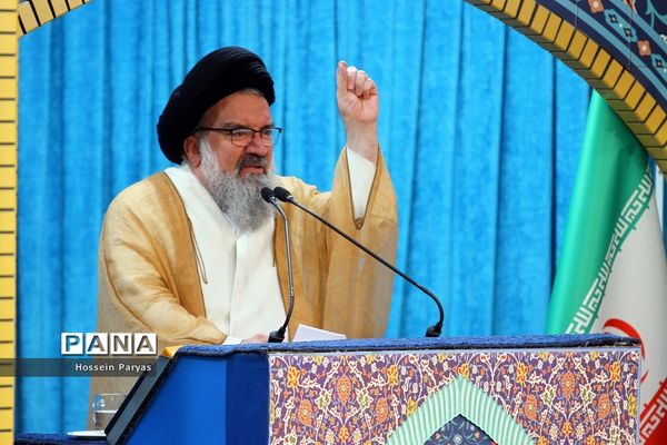 نماز جمعه تهران با سخنرانی پیش‌ از خطبه وزیر آموزش و پرورش