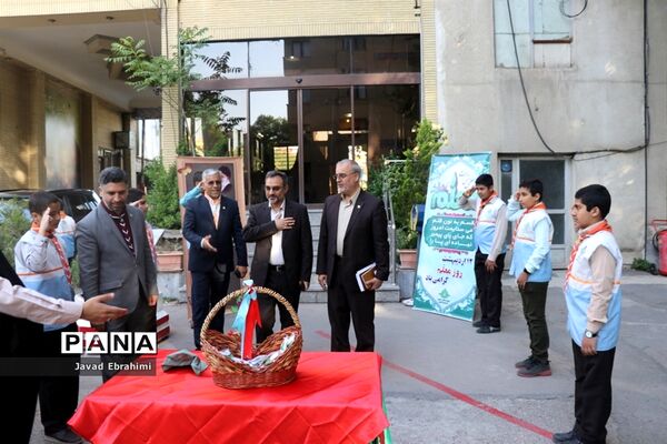 مراسم سپاس معلم در اداره کل آموزش و پرورش خراسان رضوی