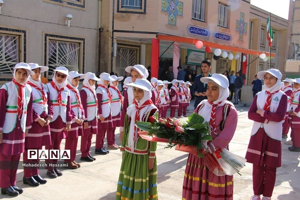 جشن سپاس معلم دردبستان شاهد دختران