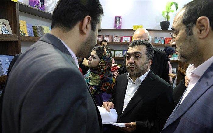 قائم‌مقام وزیر آموزش و پرورش: کتاب‌های صوت کودکان را به مطالعه جذب می‌کند