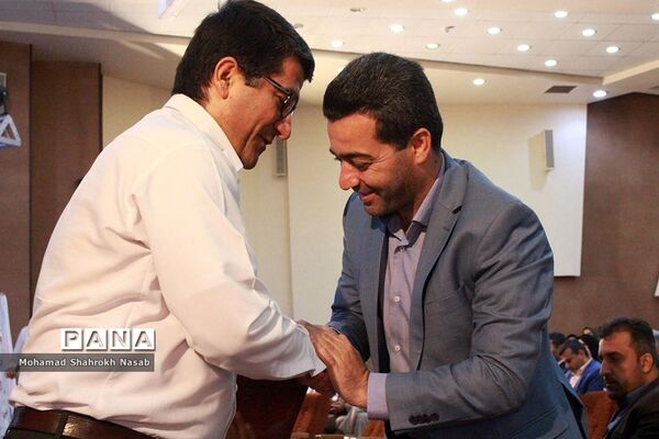 آیین سی و پنجمین یادواره استانی بزرگداشت مقام معلم در اهواز