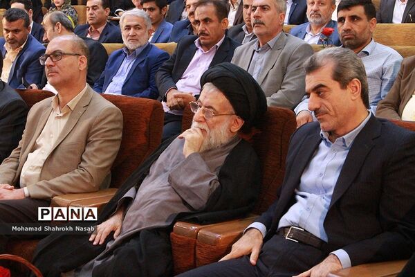 آیین سی و پنجمین یادواره استانی بزرگداشت مقام معلم در اهواز