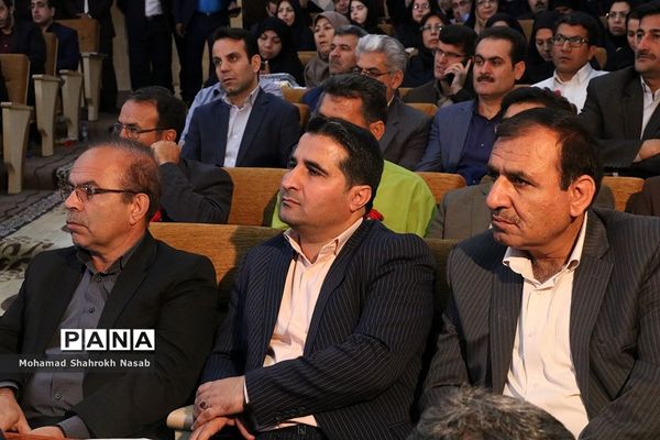 آیین سی و پنجمین یادواره استانی بزرگداشت مقام معلم در اهواز