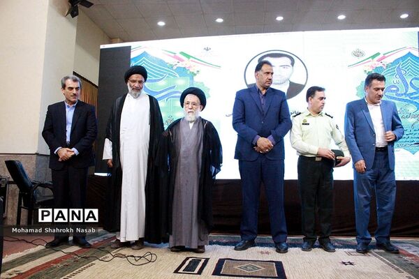 آیین سی و پنجمین یادواره استانی بزرگداشت مقام معلم در اهواز