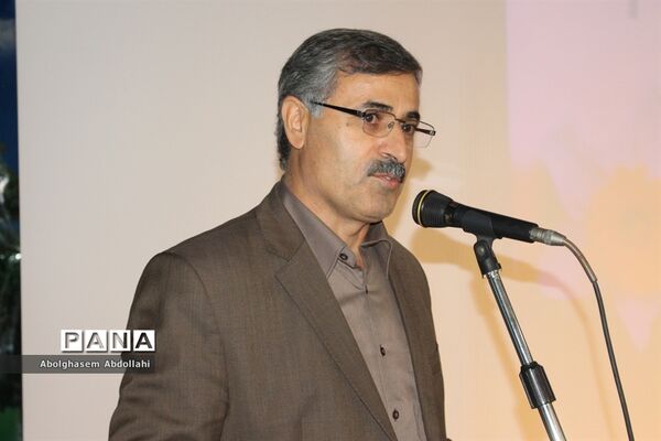 تقدیر از معلمان  برتر استانی و منطقه‌ای  آموزش و پرورش استان بوشهر-1