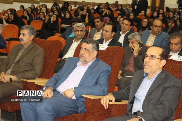 تقدیر از معلمان  برتر استانی و منطقه‌ای  آموزش و پرورش استان بوشهر-1