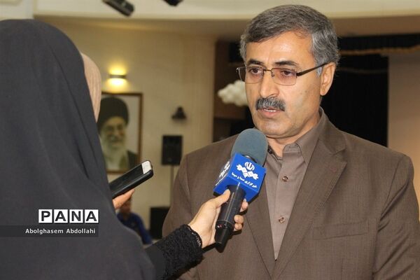 تقدیر از معلمان  برتر استانی و منطقه‌ای  آموزش و پرورش استان بوشهر-1