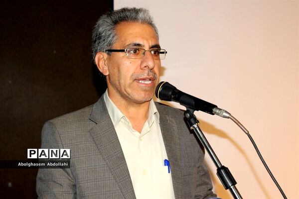 تقدیر از معلمان  برتر استانی و منطقه‌ای  آموزش و پرورش استان بوشهر-1