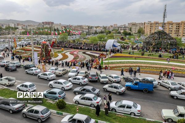 نهمین جشنواره گل‌ها در ارومیه