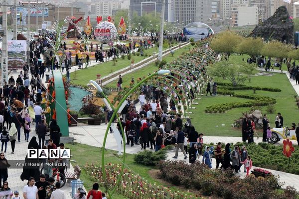 نهمین جشنواره گل‌ها در ارومیه