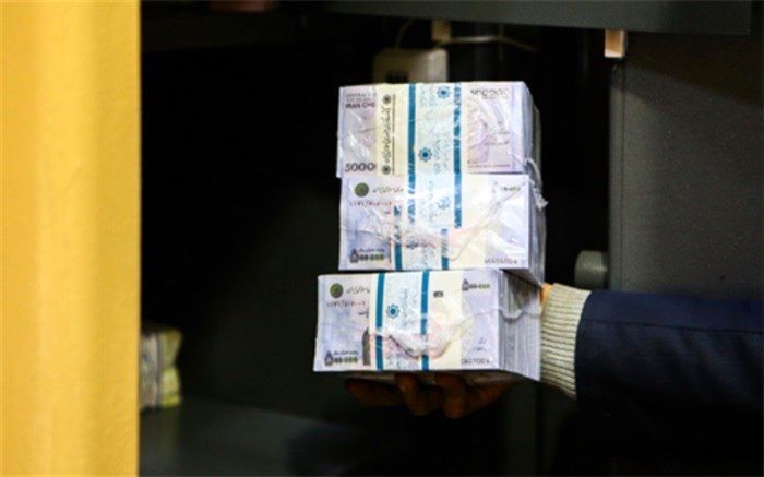 هرچه بدهکارتر خوشبخت‌تر