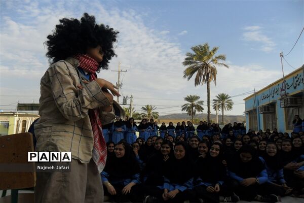 برگزاری مراسم  تجلیل از مقام معلم درمدارس زرین دشت
