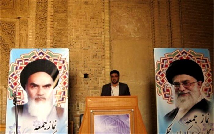 مدیرآموزش وپرورش اردستان :سند تحول بنیادین ، قانون اساسی آموزش وپرورش است