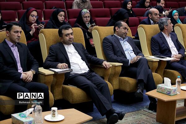 نشست خبری وزیرآموزش و پرورش