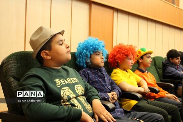 اختتامیه سومین جشنواره سفیران سلامت دانش‌آموزی ناحیه 1 همدان